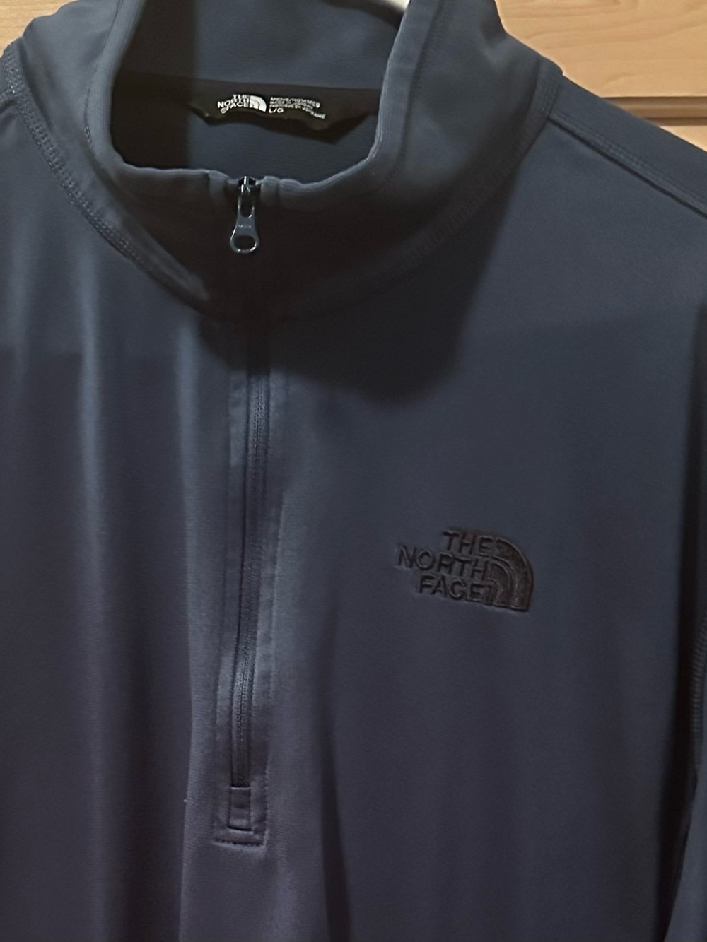 Great Condition! The North Face Large Navy Quarter-Zip Performance Pullover.